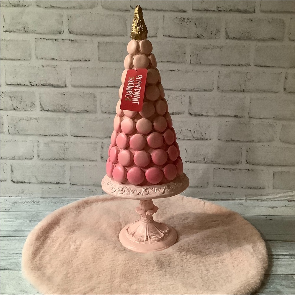Peppermint Square 17in Pink Macaroon Tree
